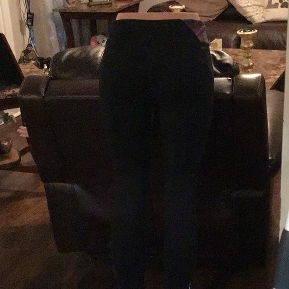 Nike - Picture 3 of 4